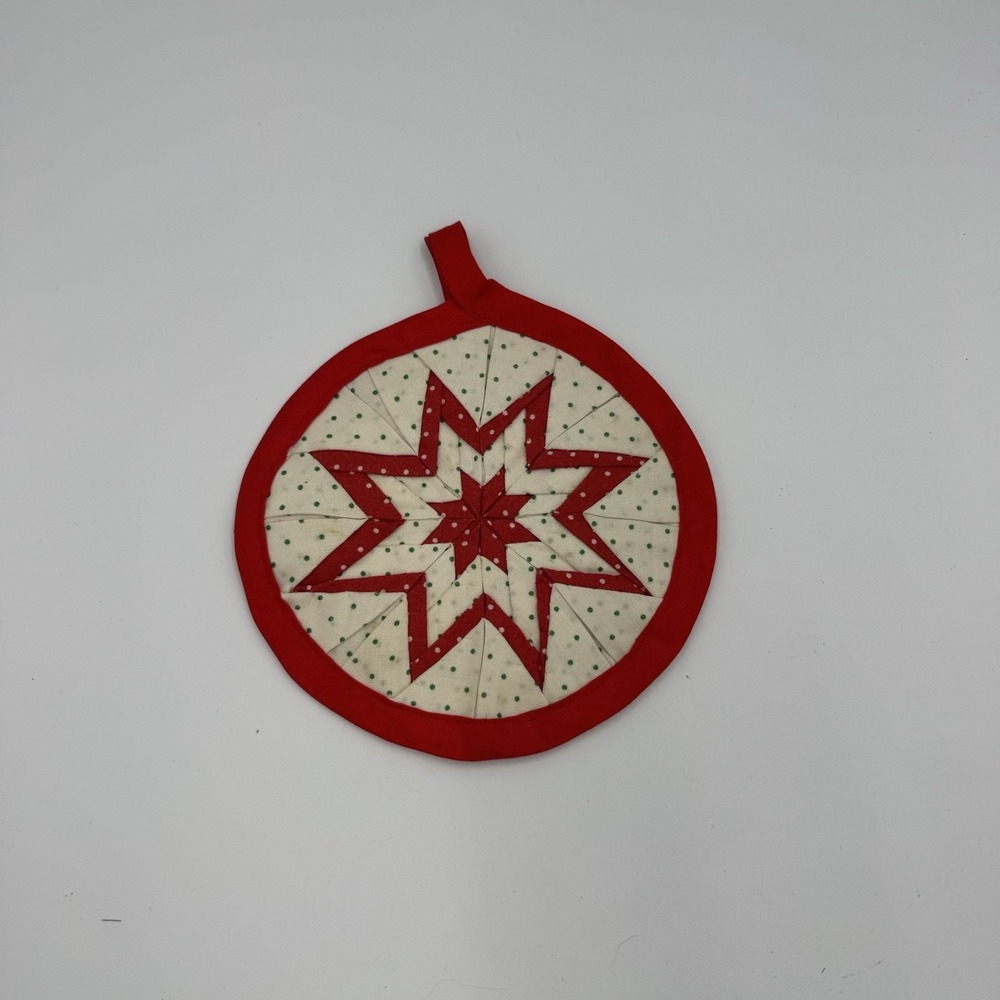 Holiday Folded Star Quilted Christmas Potholder Red‎ Green White